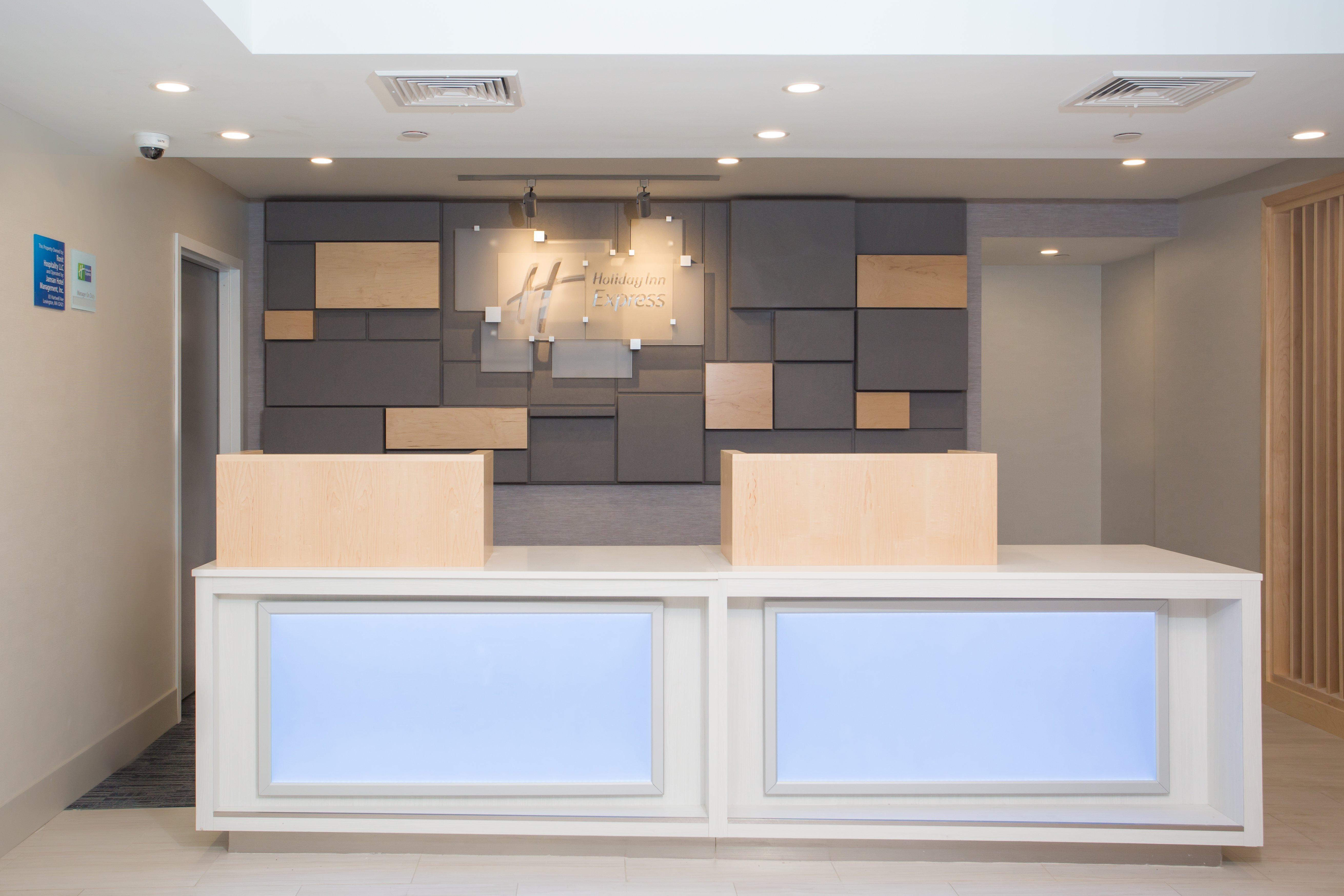 Holiday Inn Express Chelmsford By Ihg Экстерьер фото