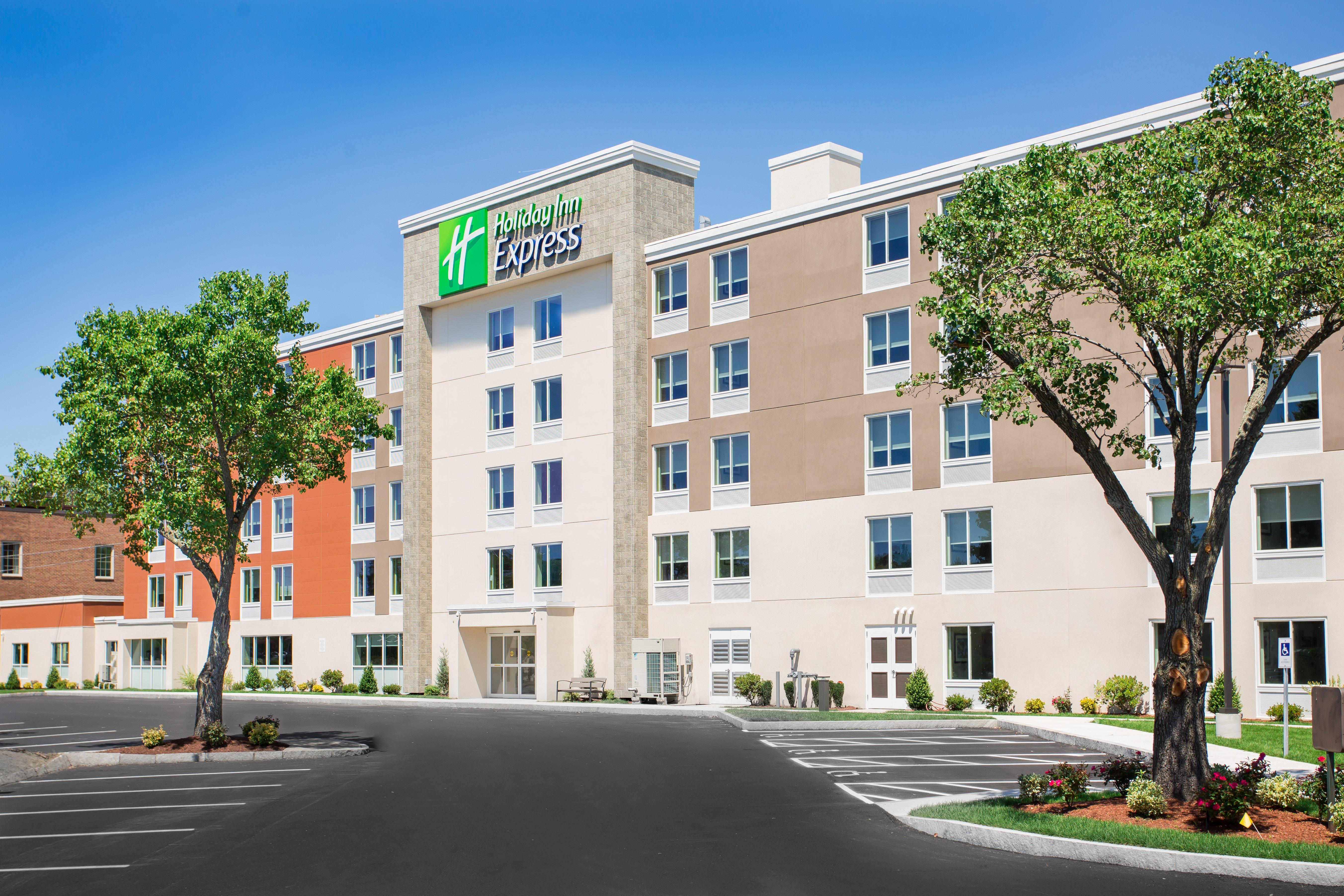 Holiday Inn Express Chelmsford By Ihg Экстерьер фото