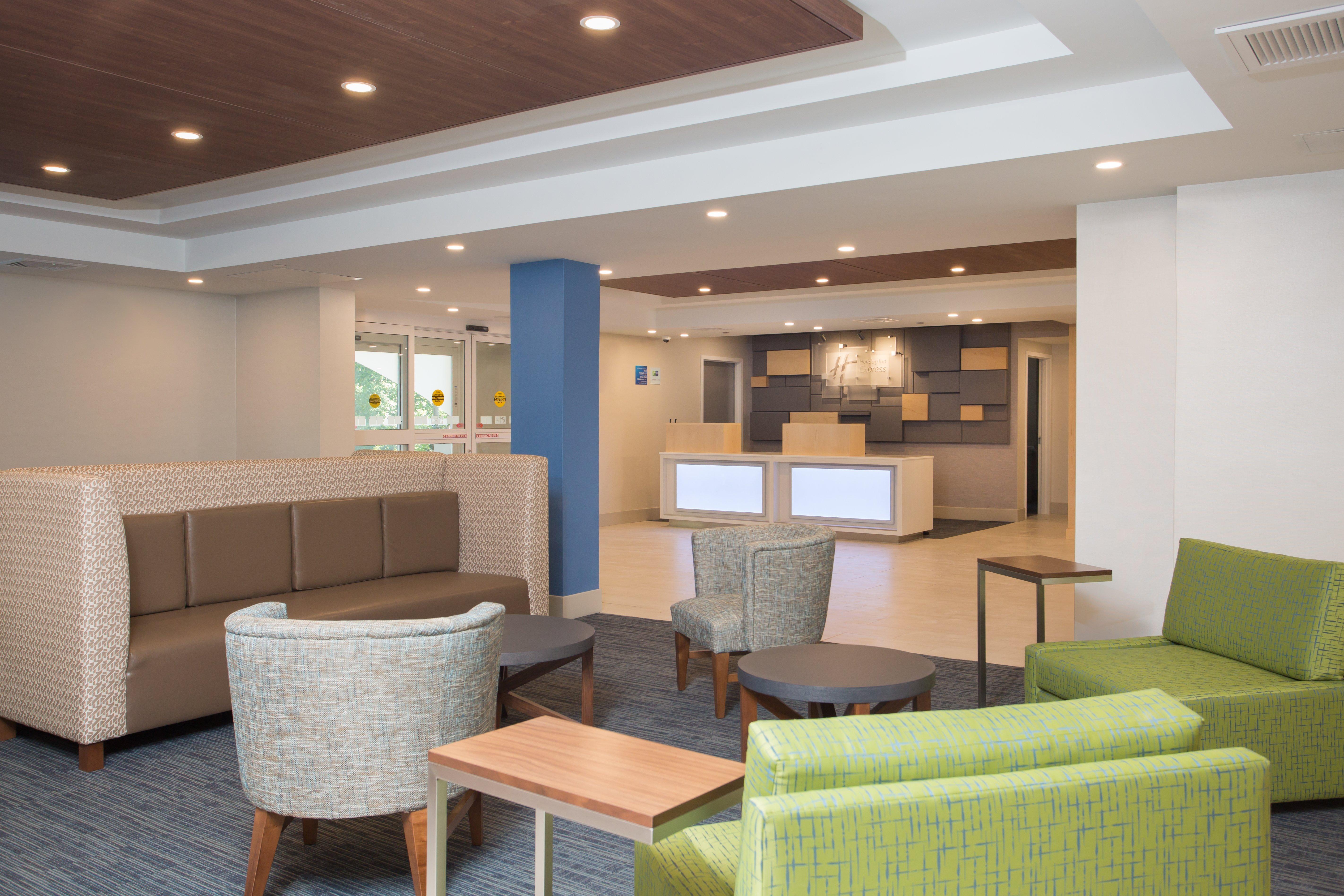 Holiday Inn Express Chelmsford By Ihg Экстерьер фото