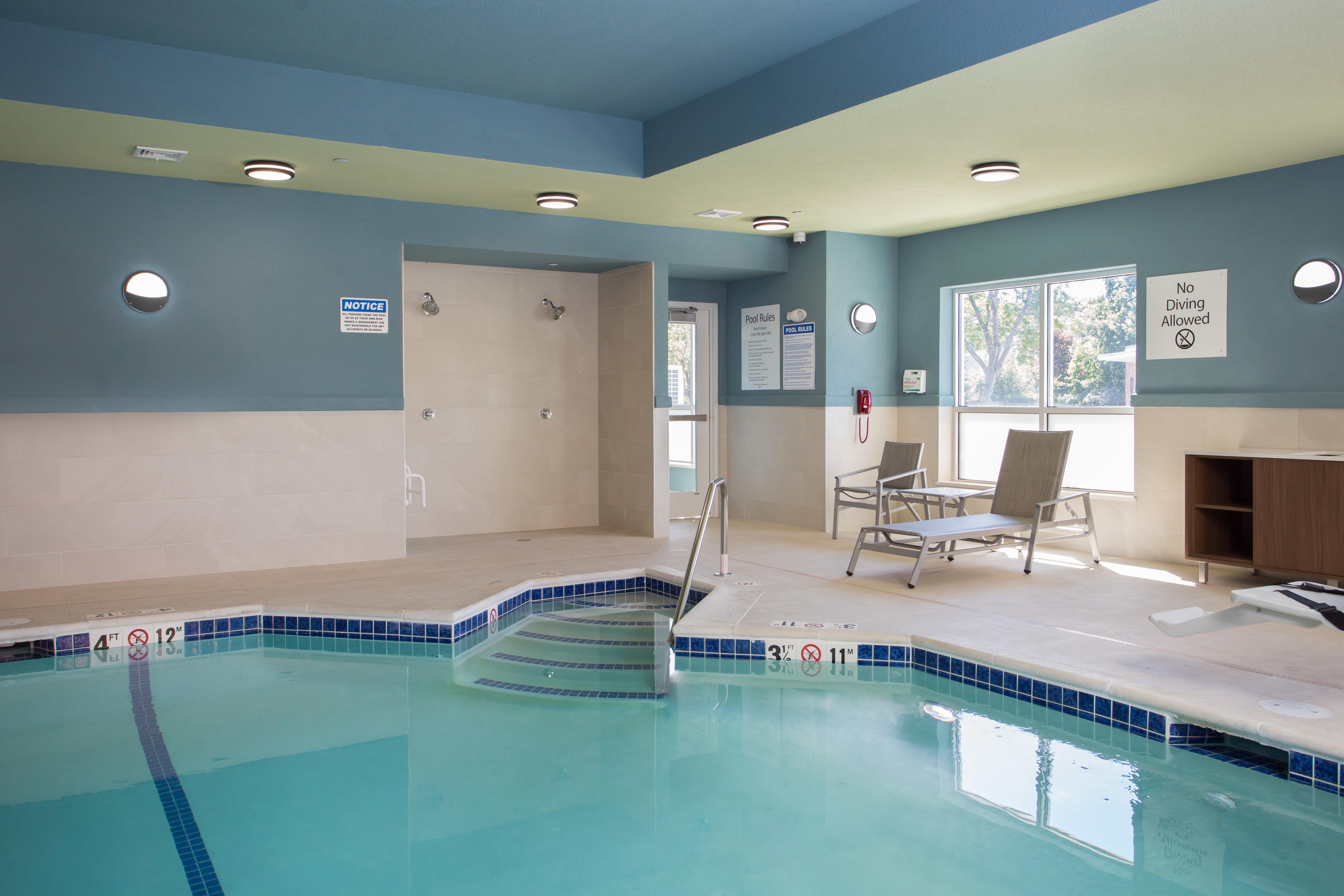 Holiday Inn Express Chelmsford By Ihg Экстерьер фото